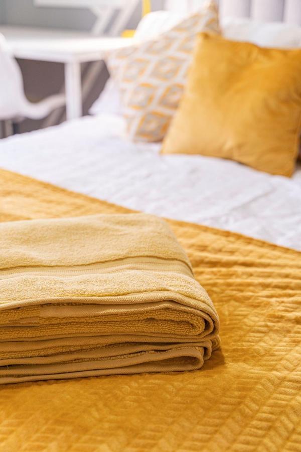 Riley House Spacious City Apartment Coventry Ngoại thất bức ảnh