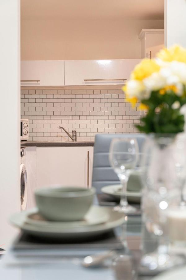 Riley House Spacious City Apartment Coventry Ngoại thất bức ảnh