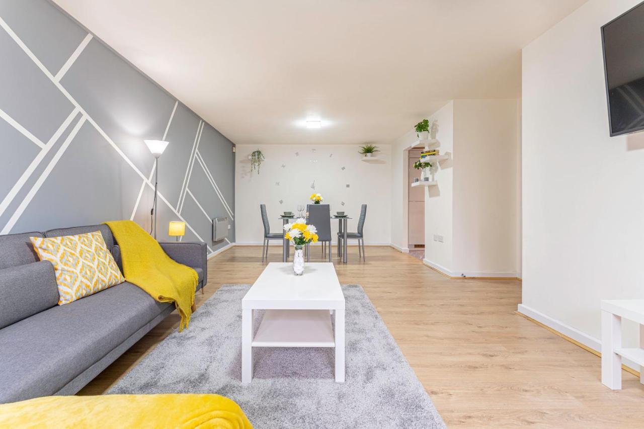 Riley House Spacious City Apartment Coventry Ngoại thất bức ảnh