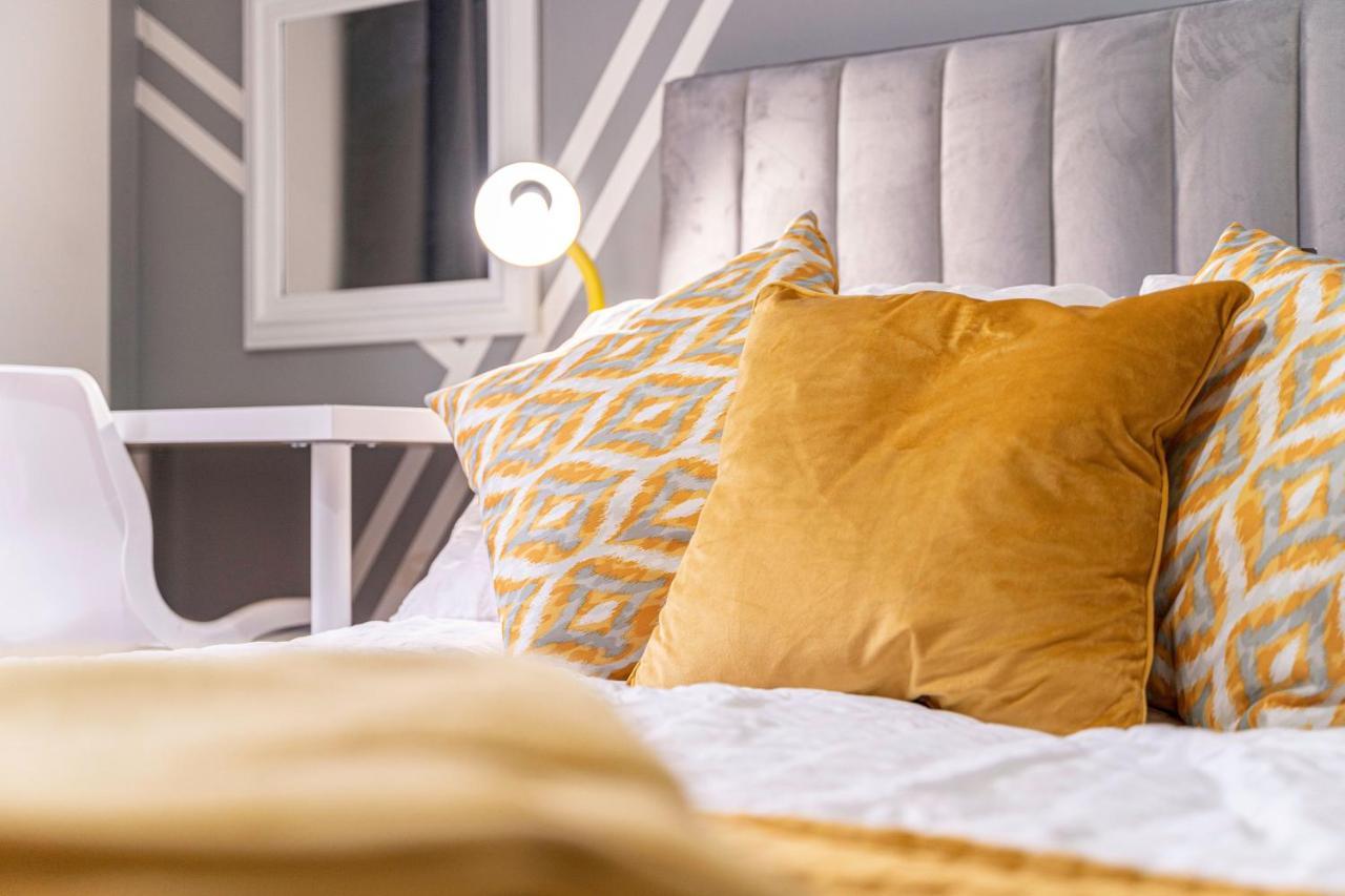 Riley House Spacious City Apartment Coventry Ngoại thất bức ảnh